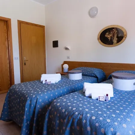 Ristorante San Giovanni Hotel *